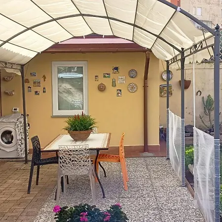 Ferienwohnung Casa In Giardino Piombino Exterior foto